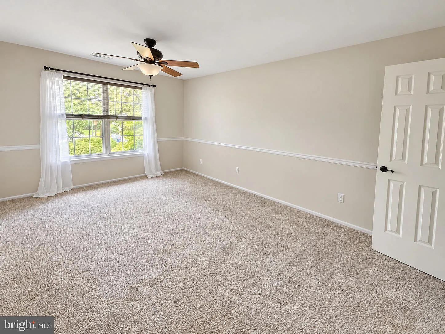 2 bed, 2.0 bath, 1336 sqft, $2,150 — Photo 4