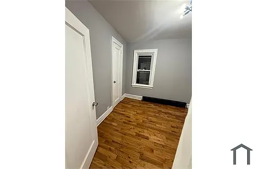 174 Corson Ave Photo 1