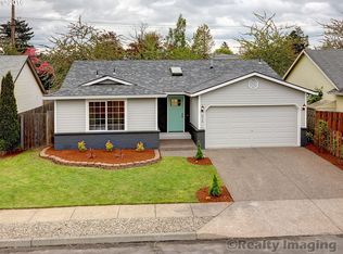 616 SE Myrtlewood Pl, Gresham, OR 97080
