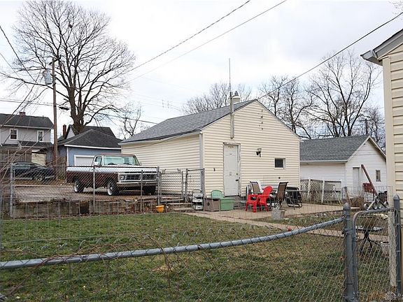 5th image of 348 Sheridan Ave