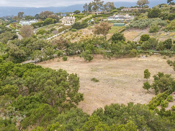 2nd image of 4290 Mariposa Dr