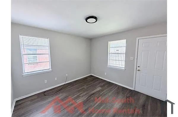 Building Photo - 1353 Fairfax St