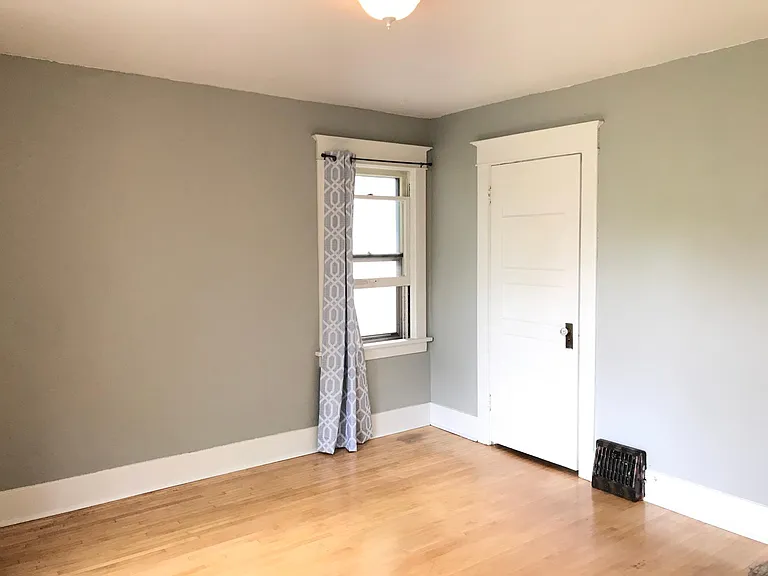 1928 W 10th Ave #2 — Photo 12
