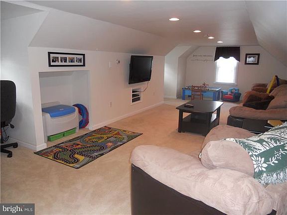 Upstairs master bedroom or extra living space