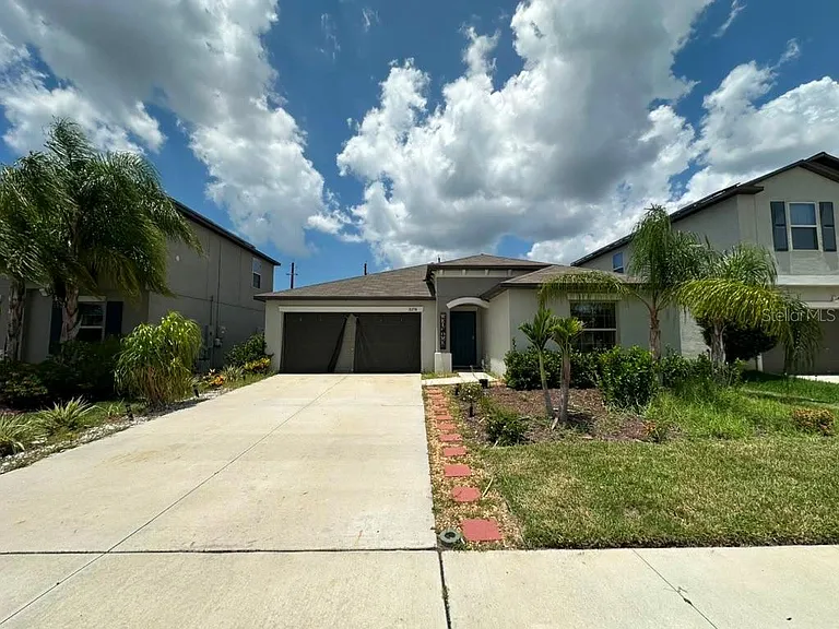 10236 Bright Crystal Ave — Photo 12