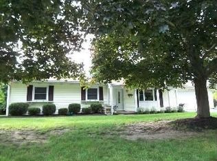 411 Woodland Dr, Bellefontaine, OH