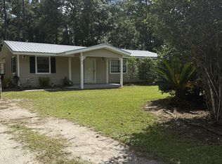 45 Cedar Ave, Crawfordville, FL 32327