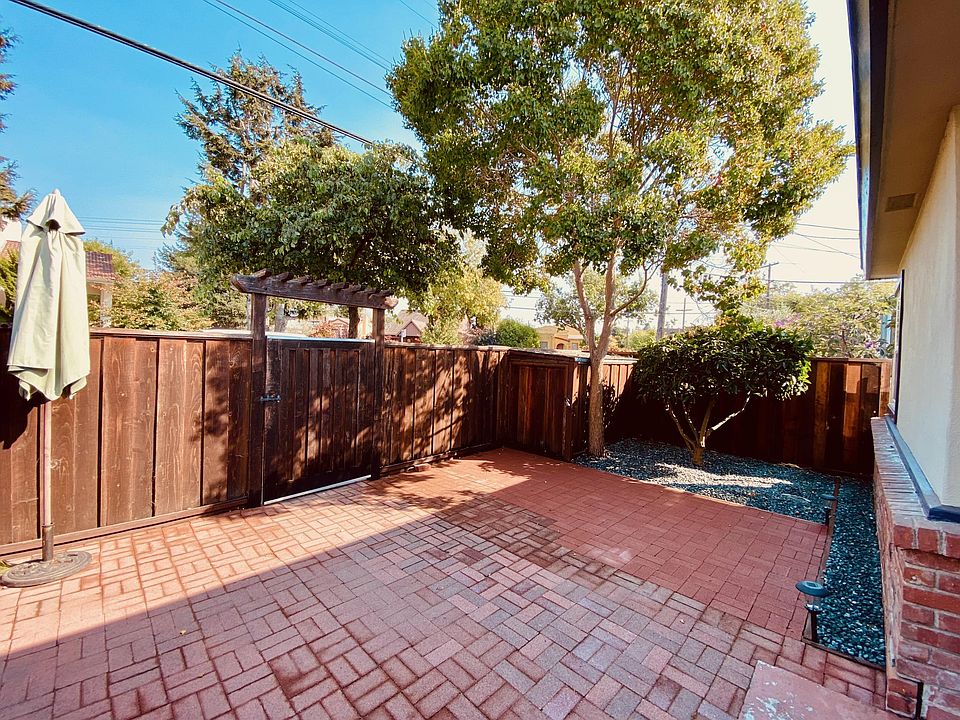 Private Front Patio