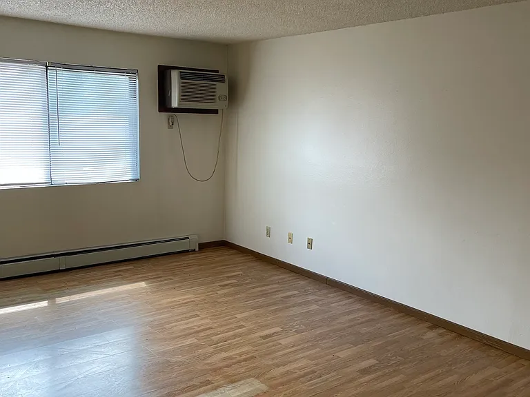 650 S Johnson St #2S — Photo 15