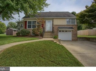 102 Tasker Ave, Shillington, PA 19607