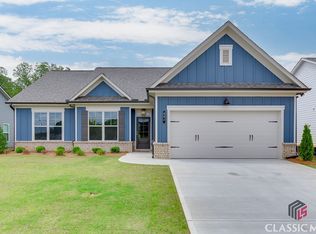 396 Glenside Dr, Jefferson, GA 30549