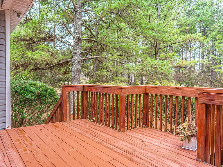 1110 Devonshire Trl — Photo 21