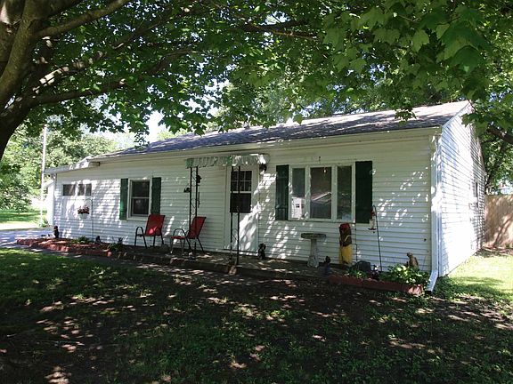 3rd image of 9514 Hudson Dr