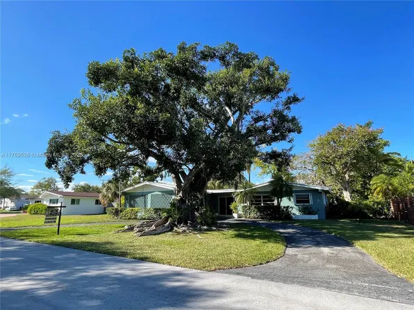 8941 SW 186th Ter, Cutler Bay, FL 33157