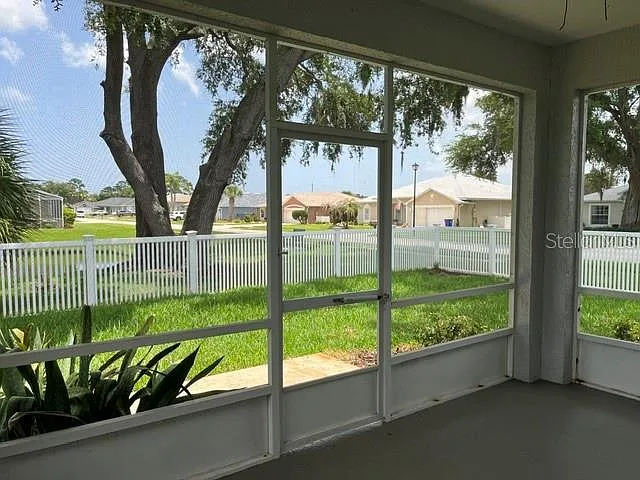 339 Mariners Gate Dr — Photo 24