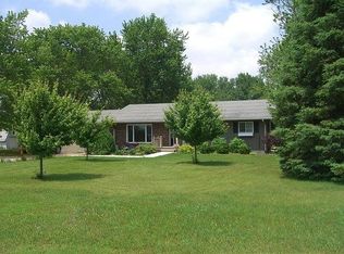 14426 E Wolf Rd, Geneseo, IL 61254