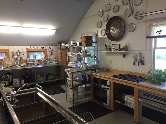 Garage commercial kitchen 