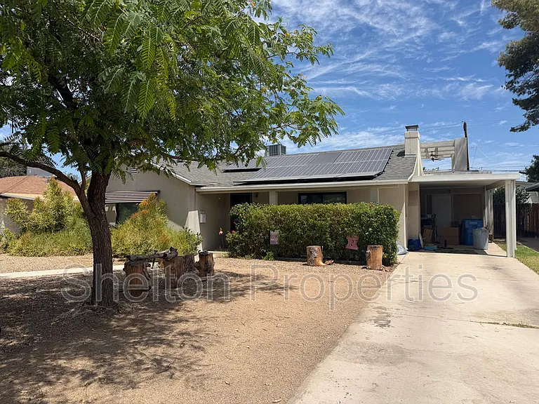 2514 E Fairmount Ave — Photo 1