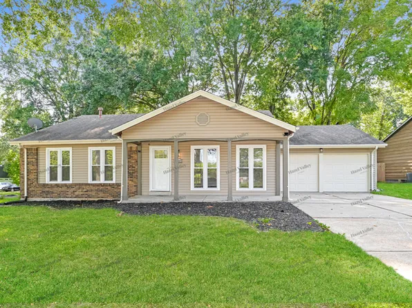 12693 Meadowdale Dr, Saint Louis, MO 63138