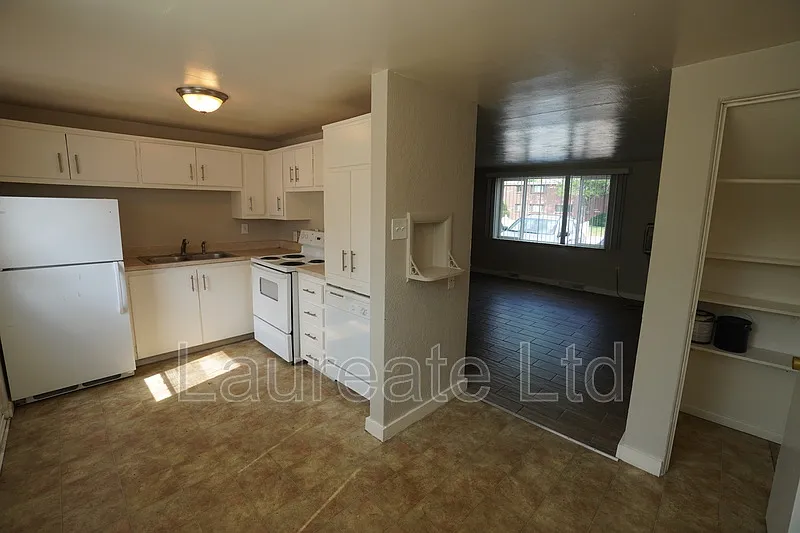 2 bed, 1.0 bath, 850 sqft, $1,350 — Photo 4