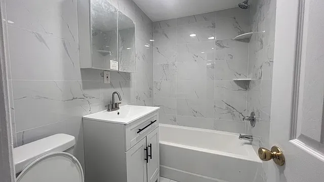 1195 Saint Marks Ave #1 — Photo 9