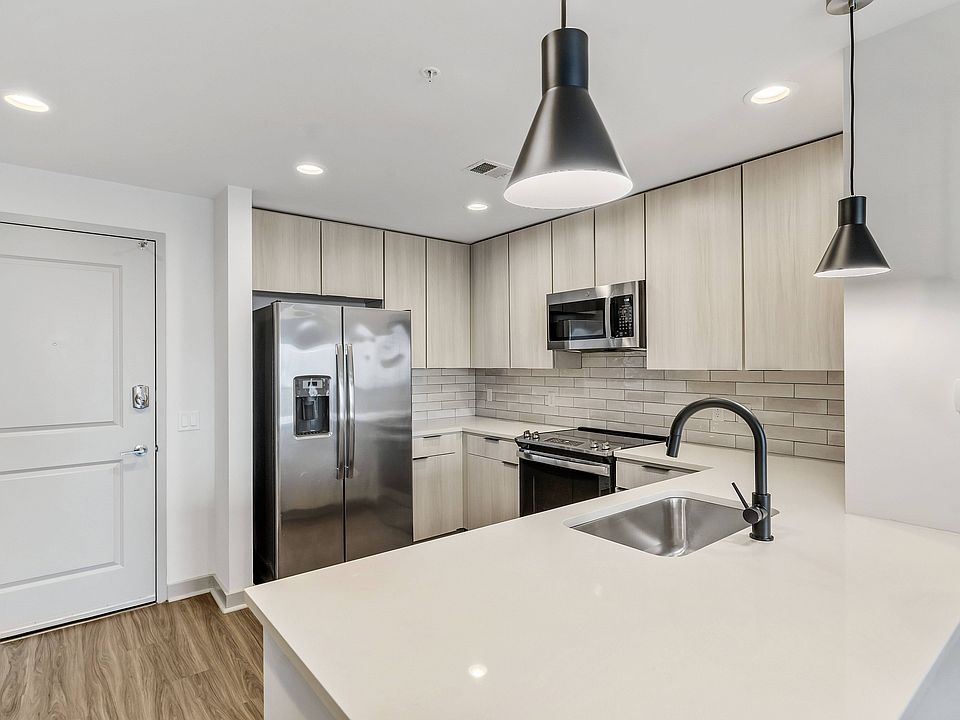 1st image of 355 Martin Luther King Jr Blvd #1009