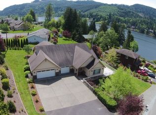18731 Sulfer Springs Rd, Mount Vernon, WA 98274