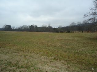 825 Stone Dr, Gadsden, AL 35901