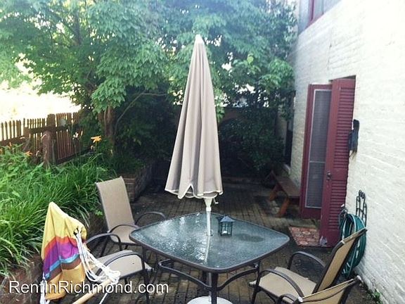 4th image of 2120 E Broad St #U8