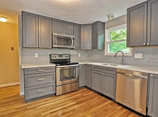 8 Harding Rd, Natick, MA 01760