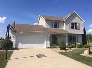 7766 W Nottingham Dr, Nappanee, IN