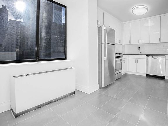 3rd image of 245 E 58th St APT 8A