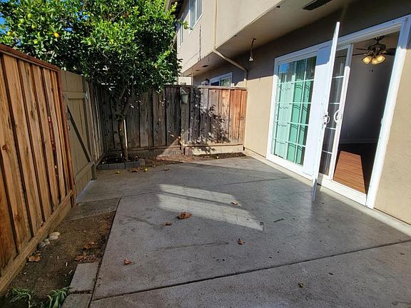 4th image of 193 Teak Grove Ct