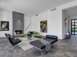 332 Tomahawk Dr, Palm Desert, CA 92211