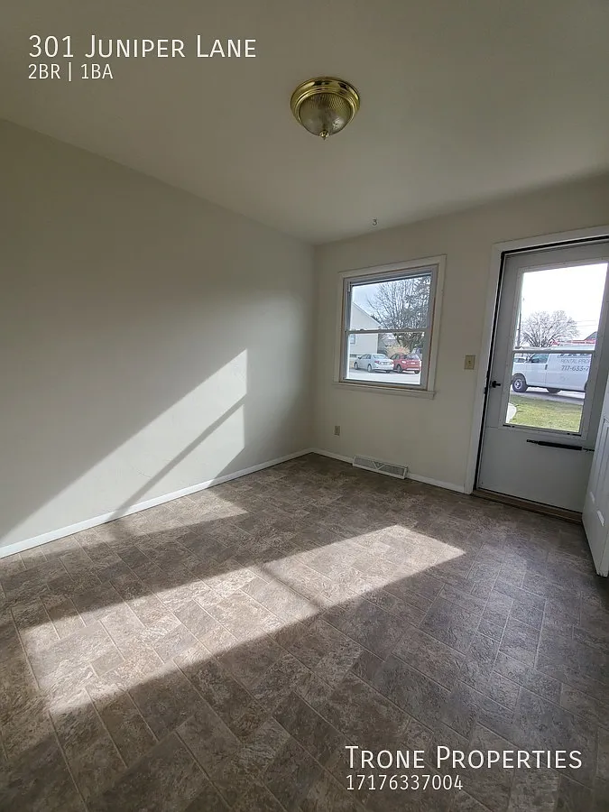 2 bed, $1,295 — Photo 2