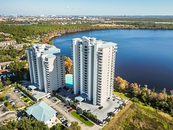 4th image of 13427 Blue Heron Beach Drive #1401