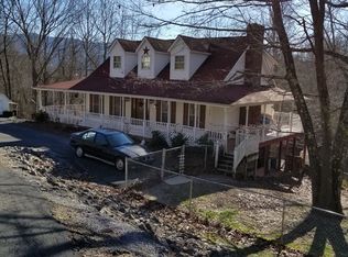 161 Grace St, Pounding Mill, VA 24637