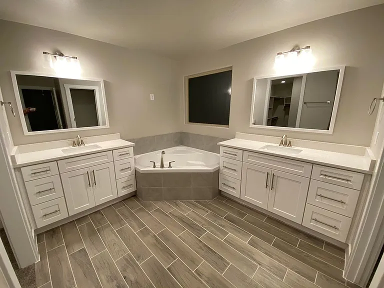 663 S Malorie Way — Photo 18