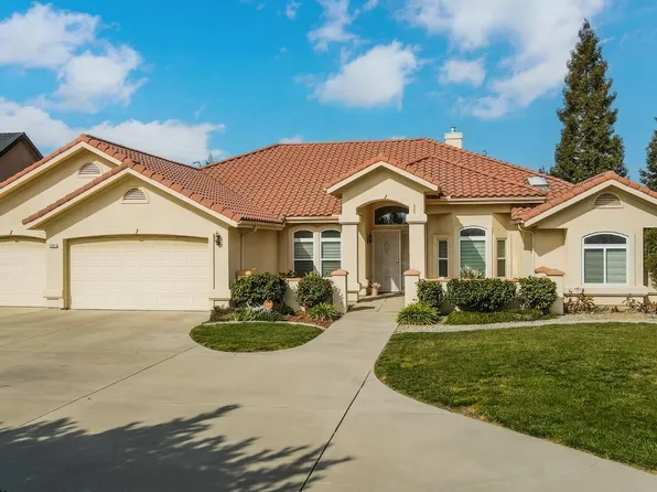2391 Kamm Ave, Kingsburg, CA 93631