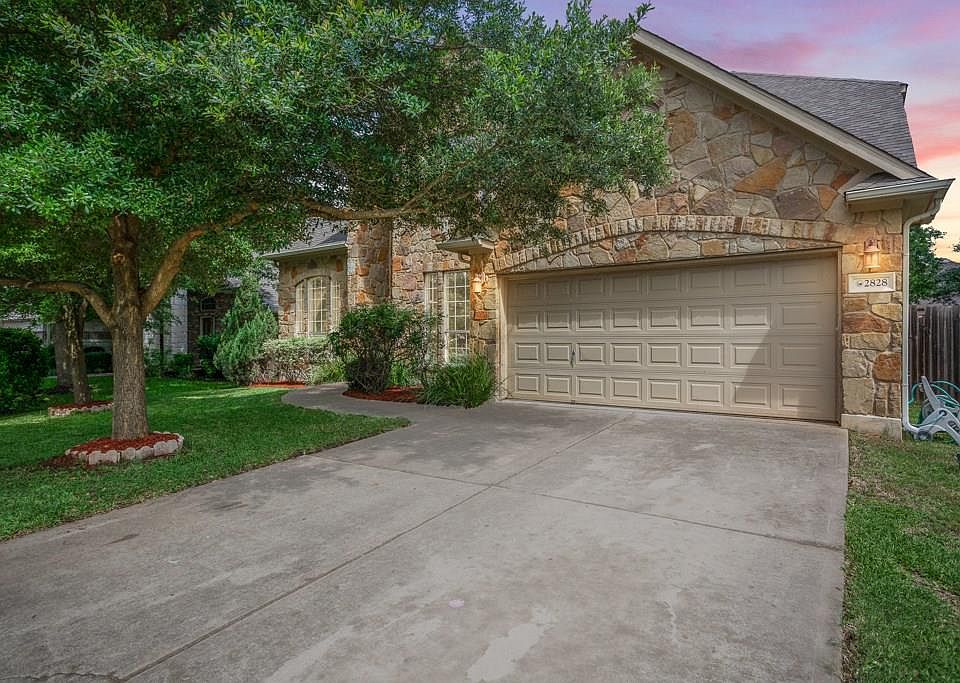 1st image of 2828 Stonecreek Pl