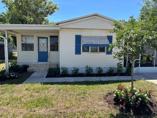 85 Rose Dr, Fruitland Park, FL 34731