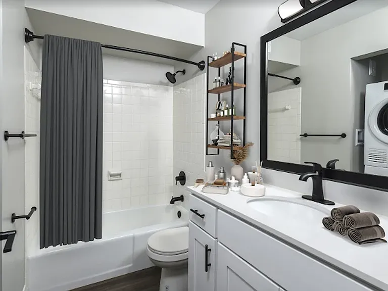 River Oaks Townhomes at Fox Chapel — Photo 5