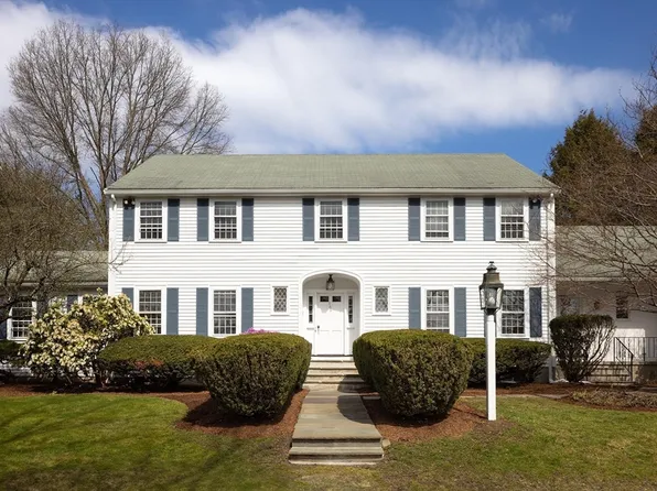 169 Fox Hill Rd, Needham, MA 02492