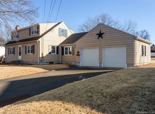 35 Saint Thomas St, Enfield, CT 06082