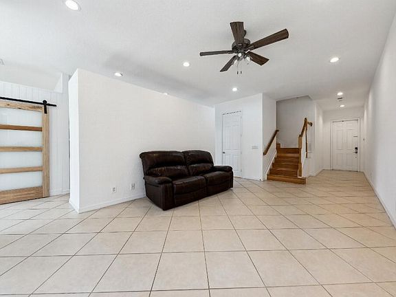 4th image of 99 Nottingham Place