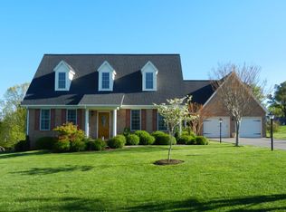 48 Par Five Ln, Hardy, VA 24101