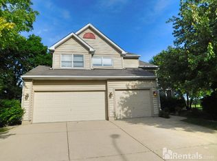 1907 Ashburton Ct, Algonquin, IL 60102