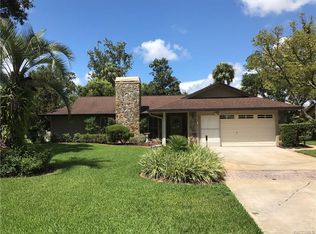 11709 W Riverhaven Dr, Homosassa, FL 34448