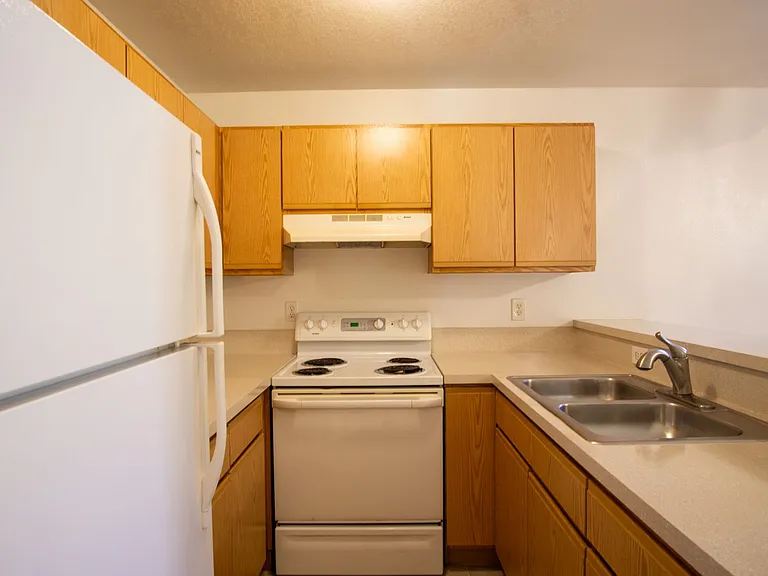 2891 SE Division St #6 — Photo 5