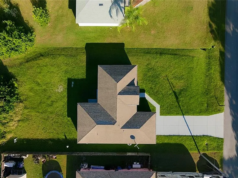 116 Ridgemont Dr — Photo 37